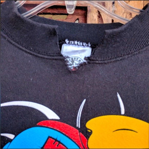 Vintage Disney hilarious butt-backwards crewneck sweater🖤 - Picture 3 of 4